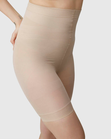 112003102-julia-shaping-shorts-nude-light-swedish-stockings-2