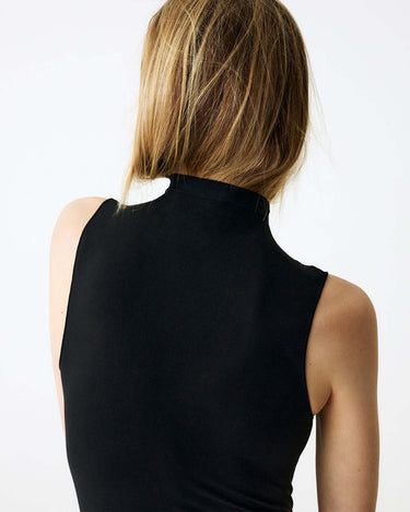 Idun Mock Neck Thong Body